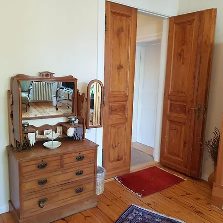 Weigert Apartment *